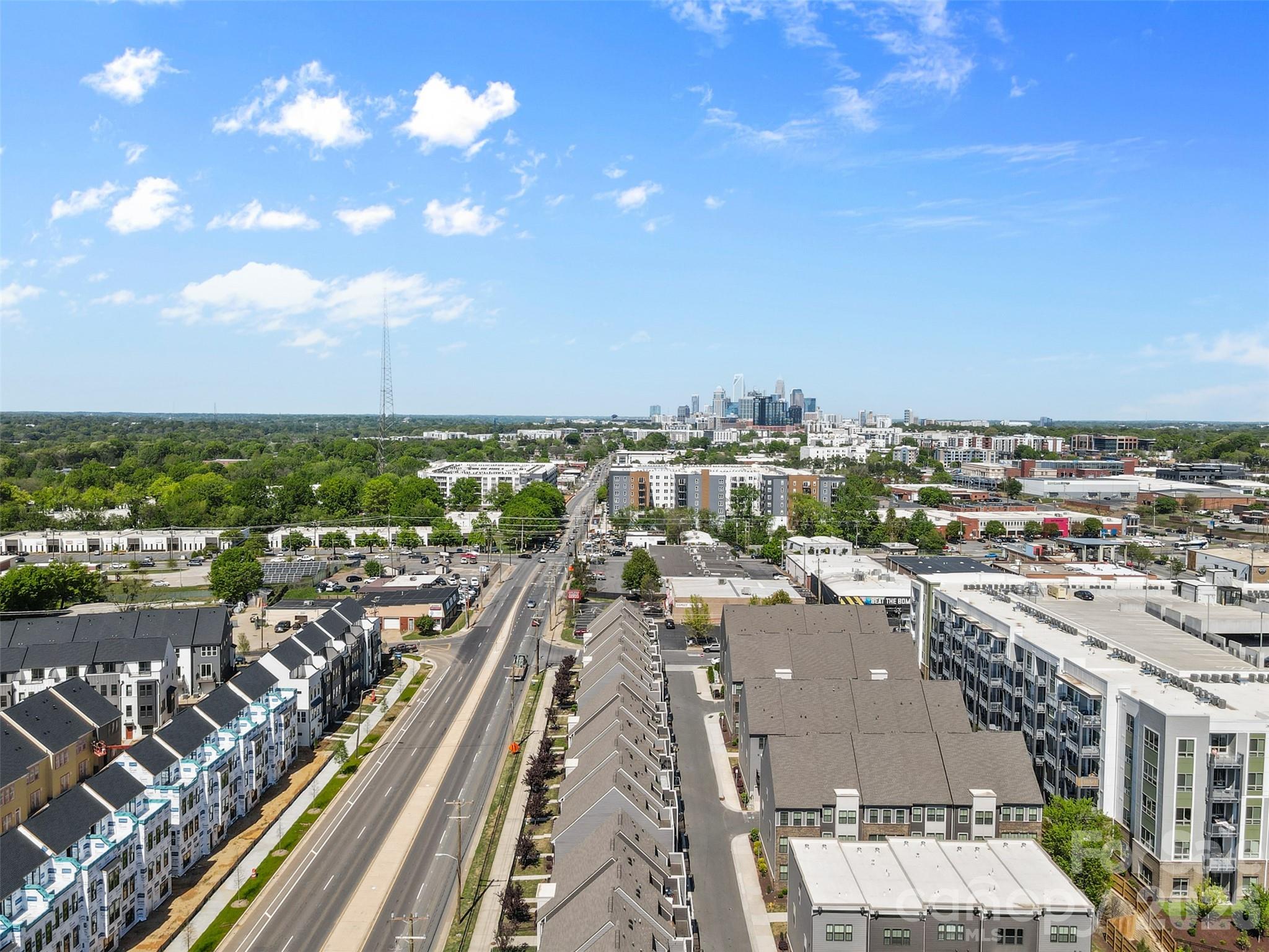 3645 S Tryon Street — Charlotte
