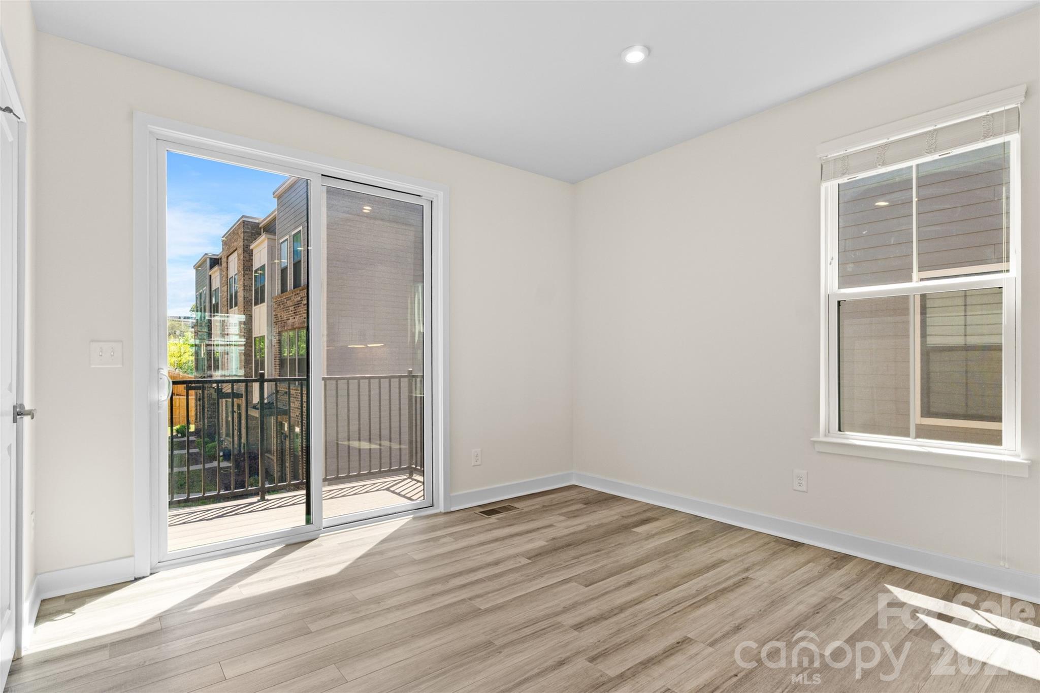 3645 S Tryon Street — Charlotte