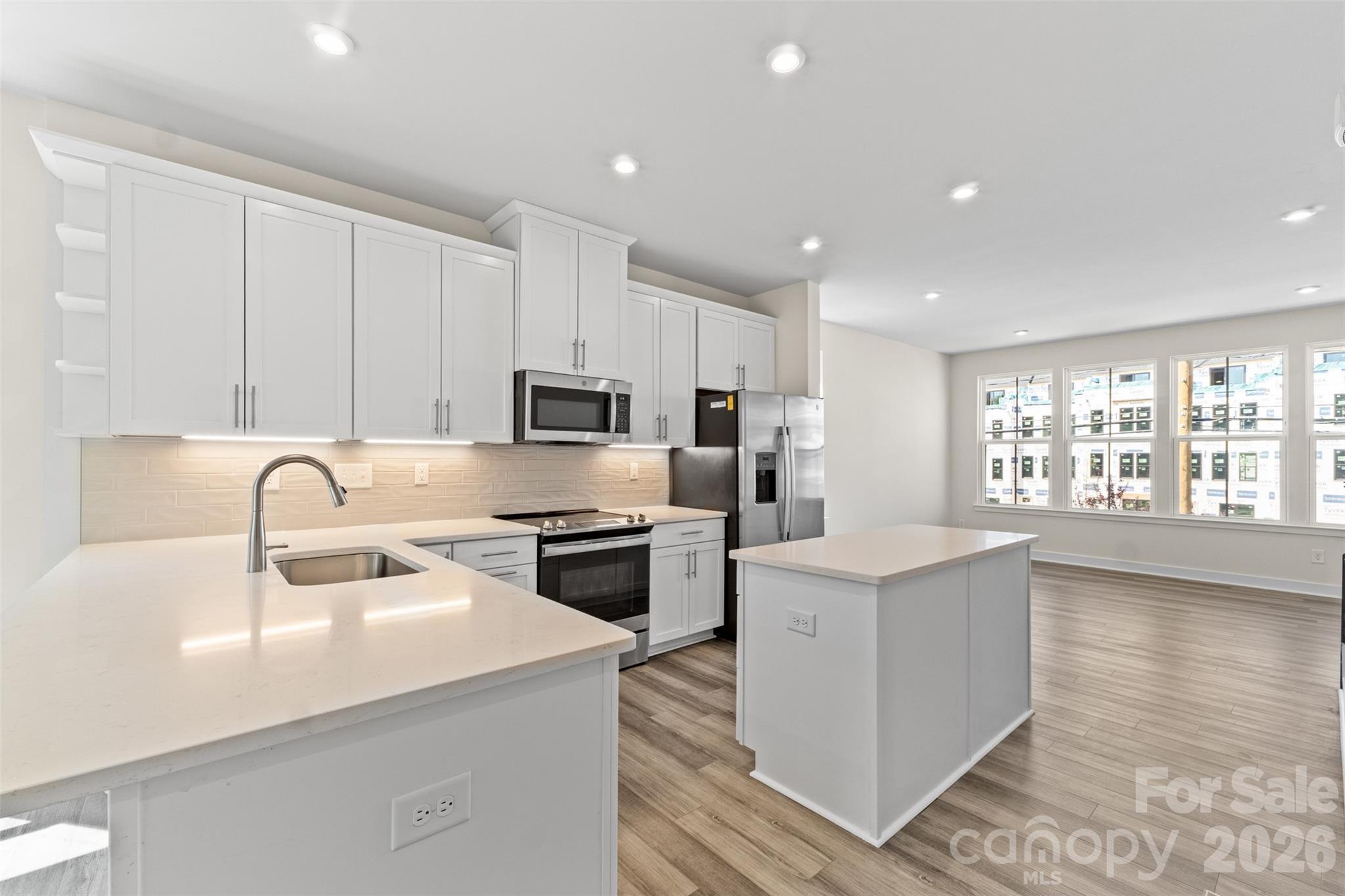 3645 S Tryon Street — Charlotte