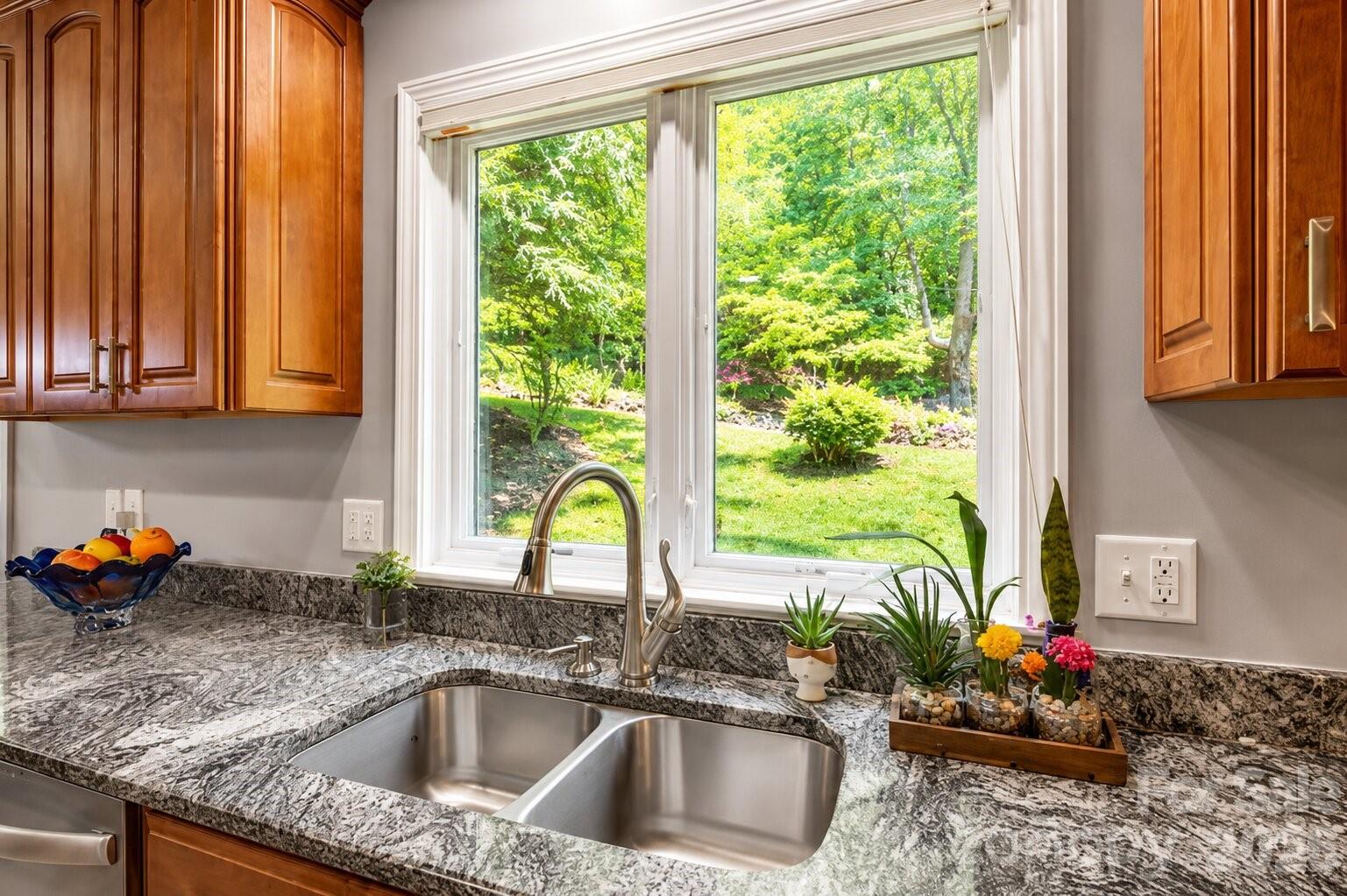 97 Ballantree Drive — Asheville