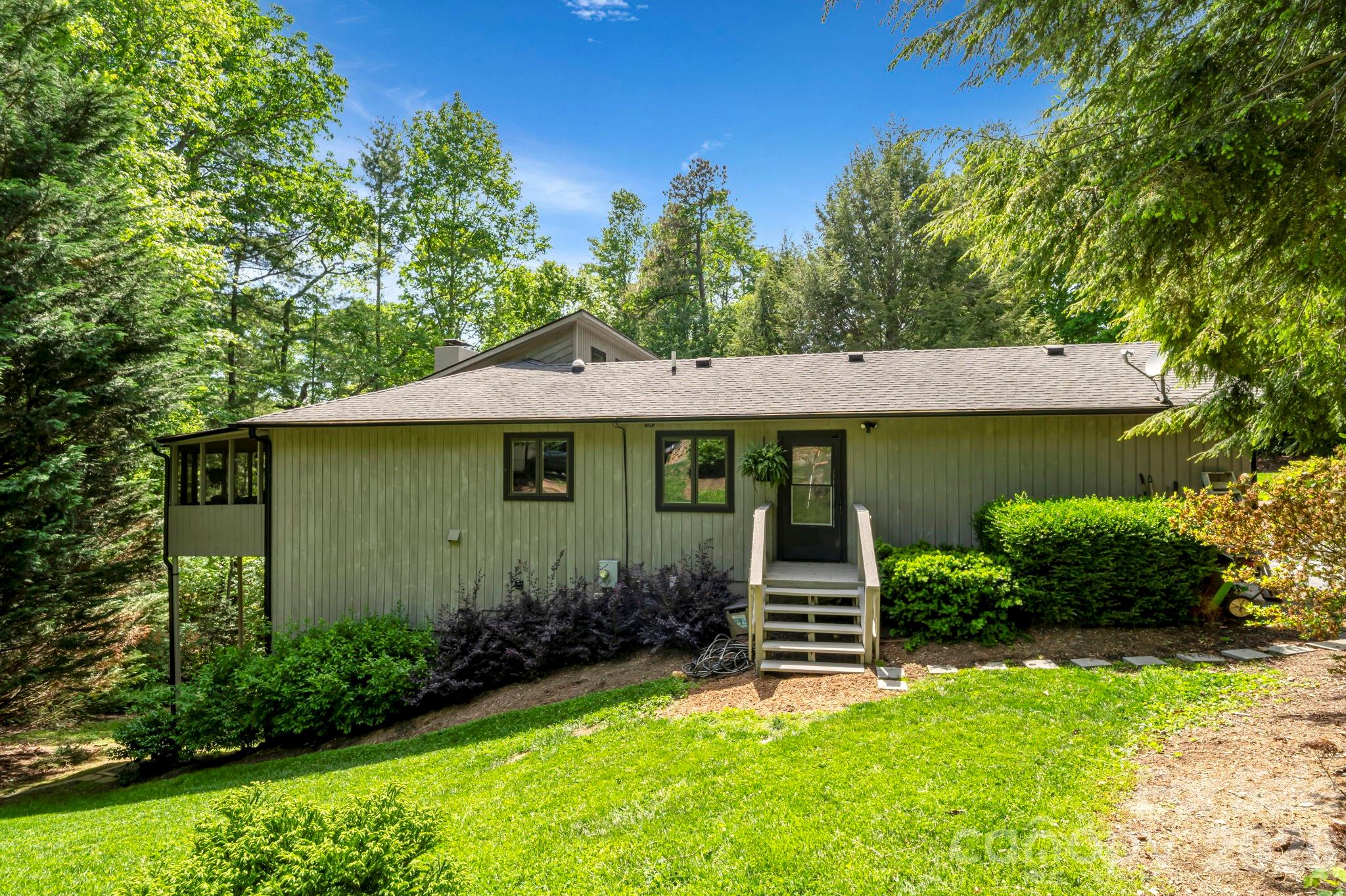 97 Ballantree Drive — Asheville