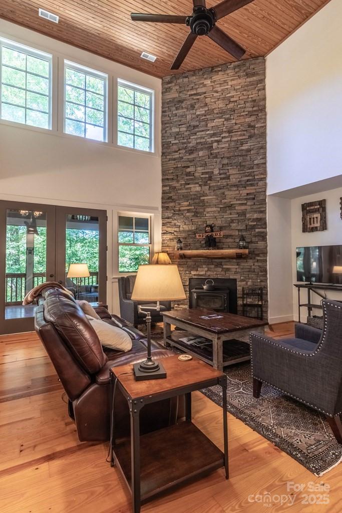 48 Allspice Court — Tuckasegee
