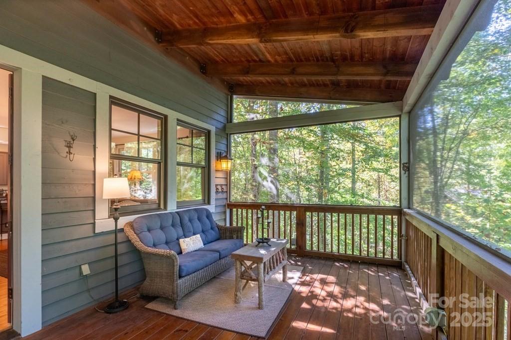 48 Allspice Court — Tuckasegee