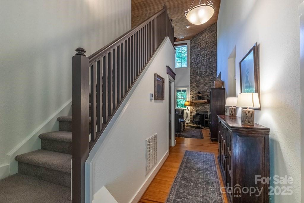 48 Allspice Court — Tuckasegee