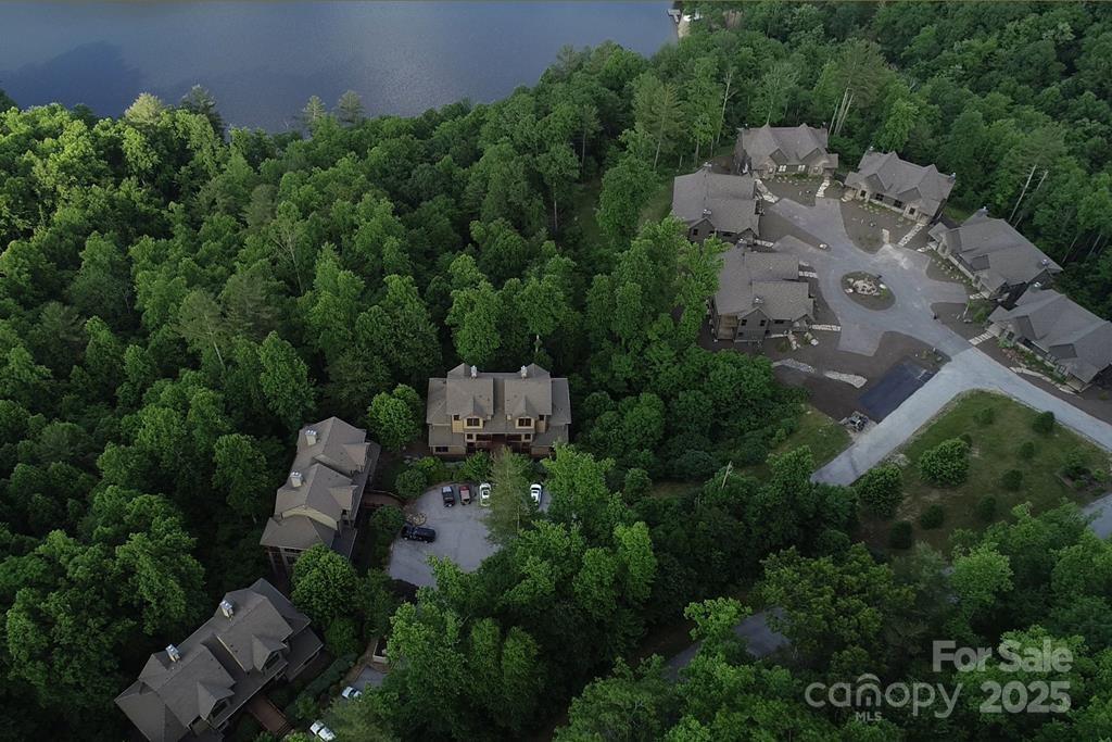 48 Allspice Court — Tuckasegee