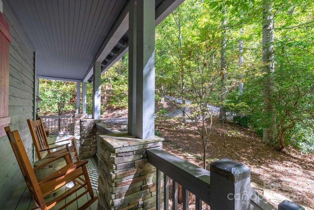 48 Allspice Court — Tuckasegee