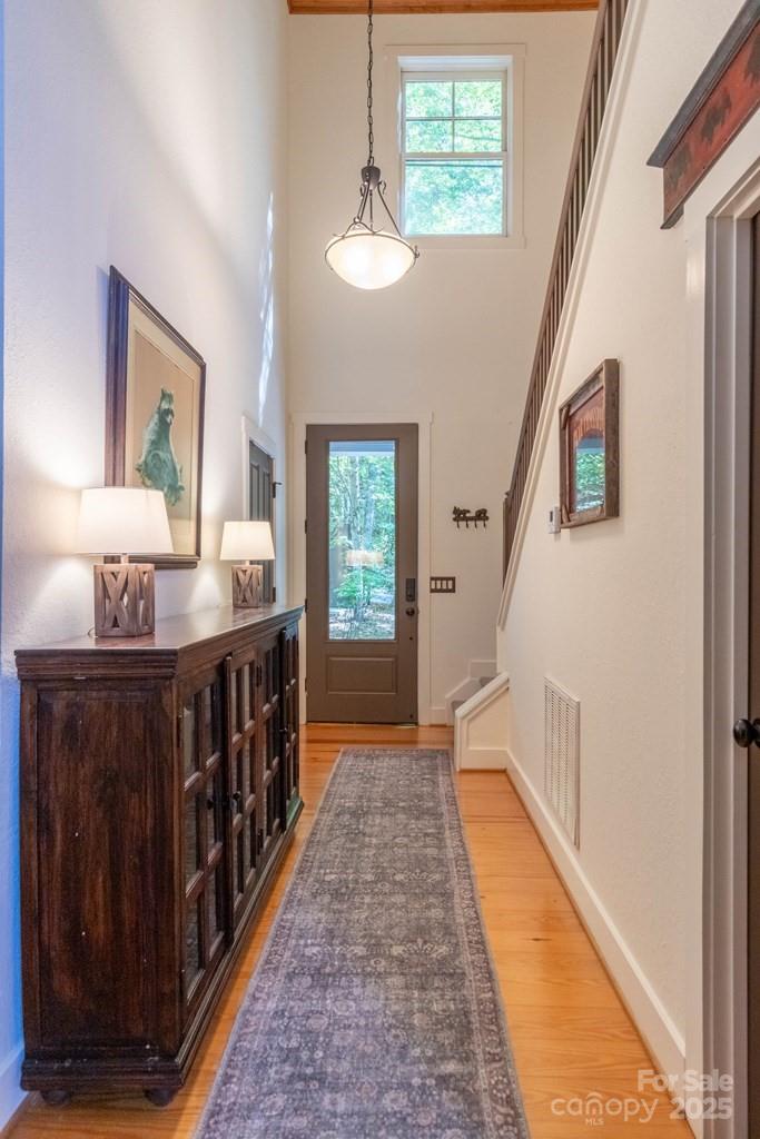 48 Allspice Court — Tuckasegee