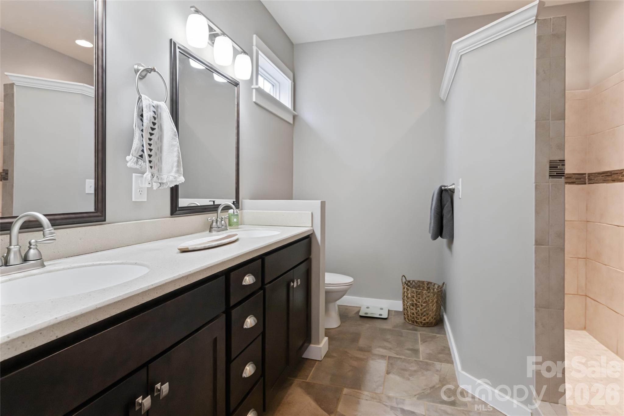 123 Arline Henry Way — Asheville
