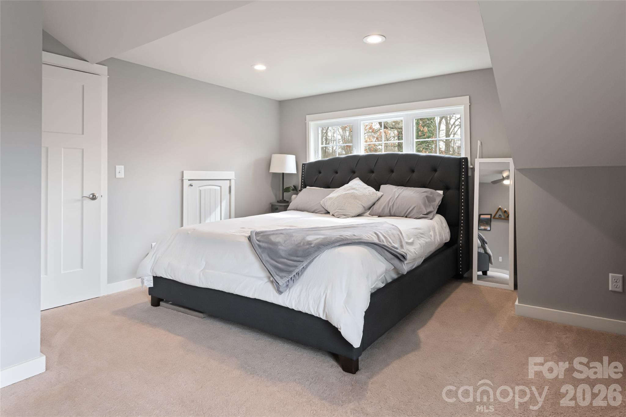 123 Arline Henry Way — Asheville