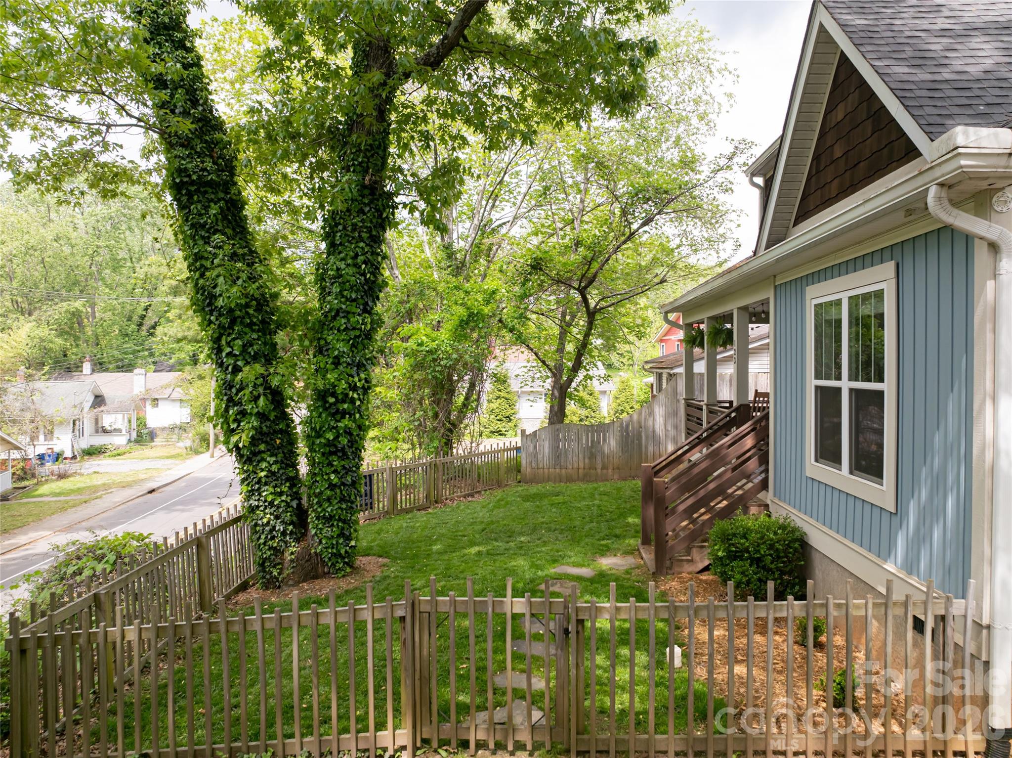 123 Arline Henry Way — Asheville