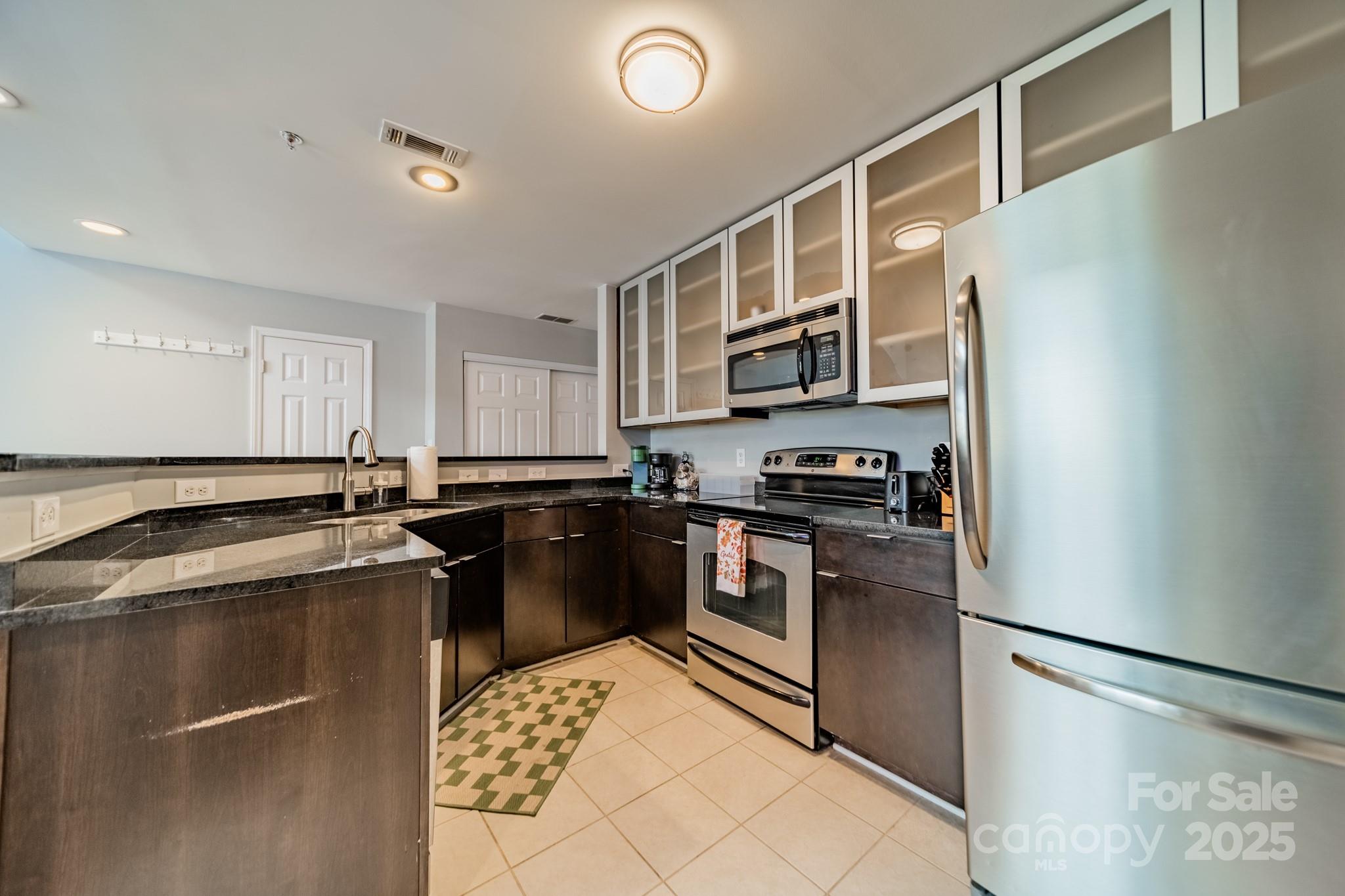 513 N Graham Street #3H — Charlotte