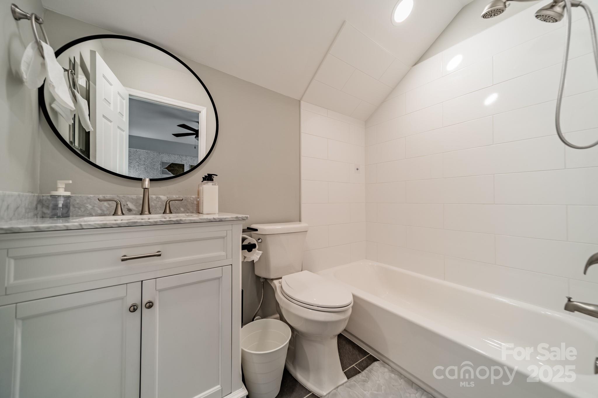 513 N Graham Street #3H — Charlotte