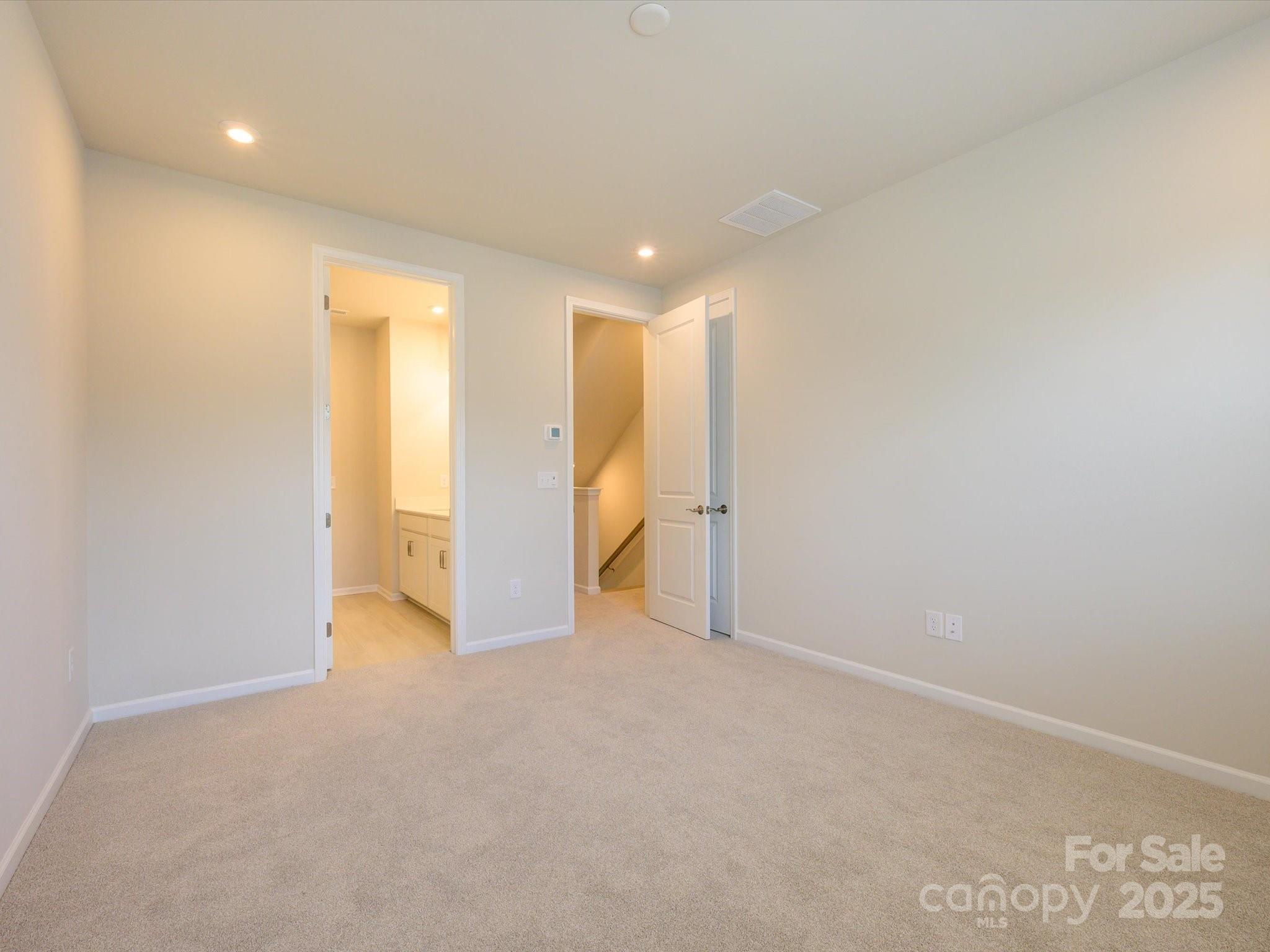 5640 Kingspan Drive — Charlotte