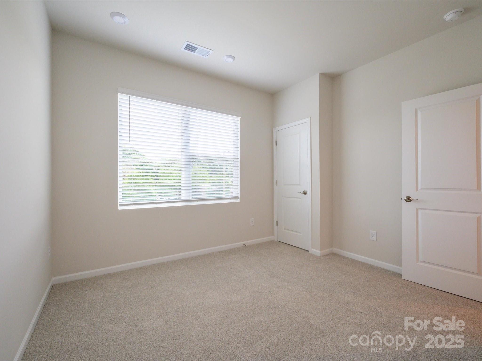 5640 Kingspan Drive — Charlotte