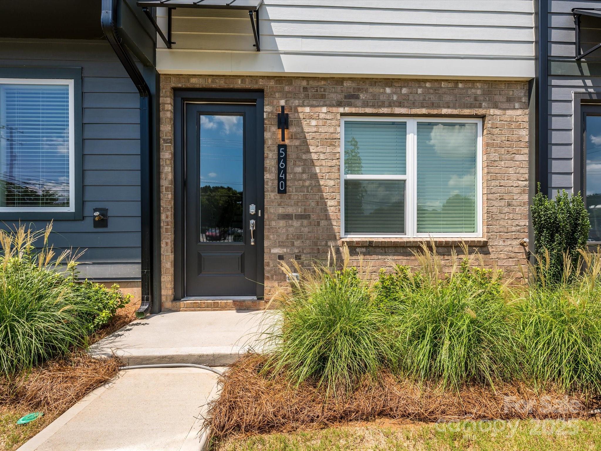 5640 Kingspan Drive — Charlotte