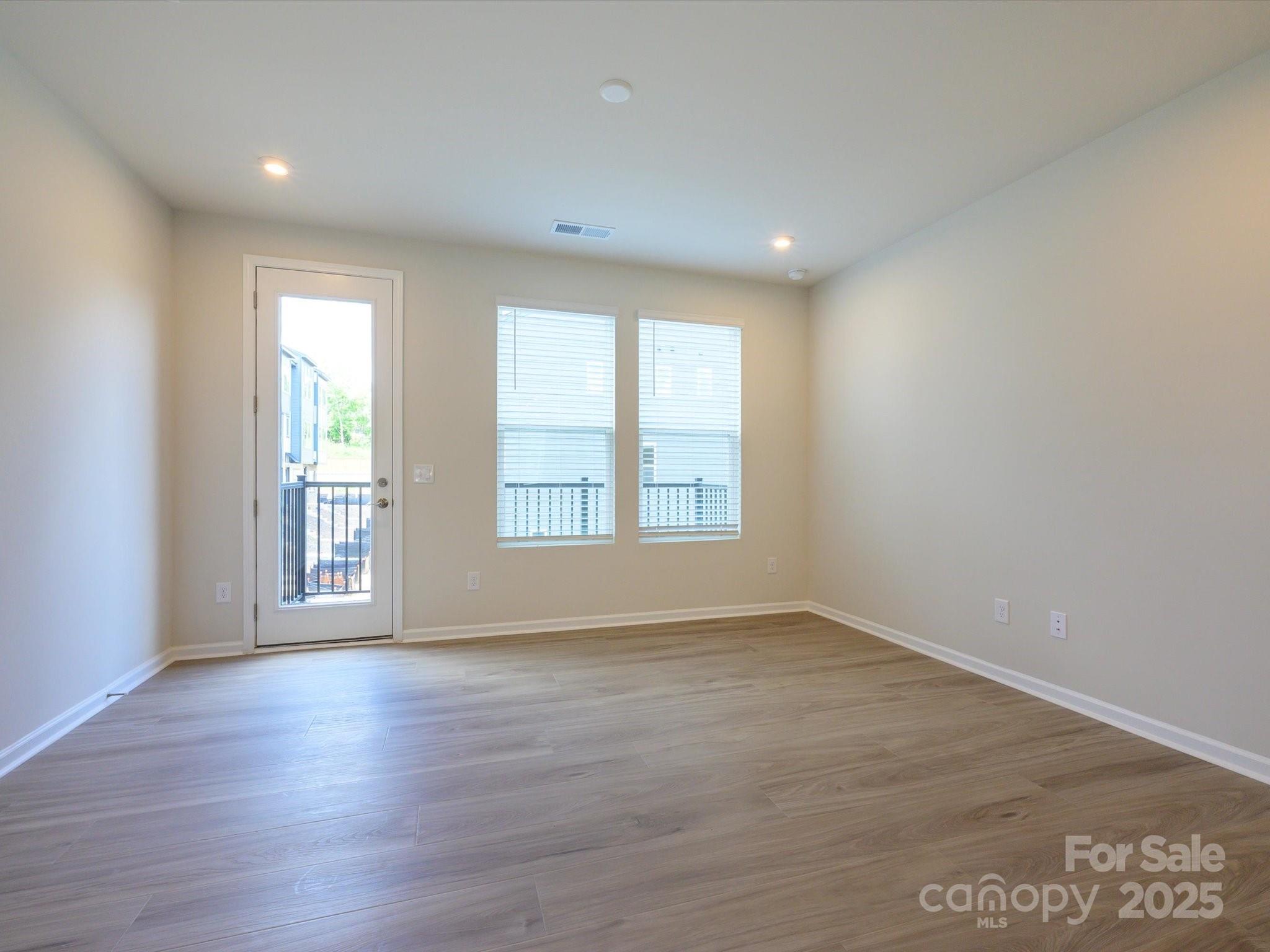 5640 Kingspan Drive — Charlotte