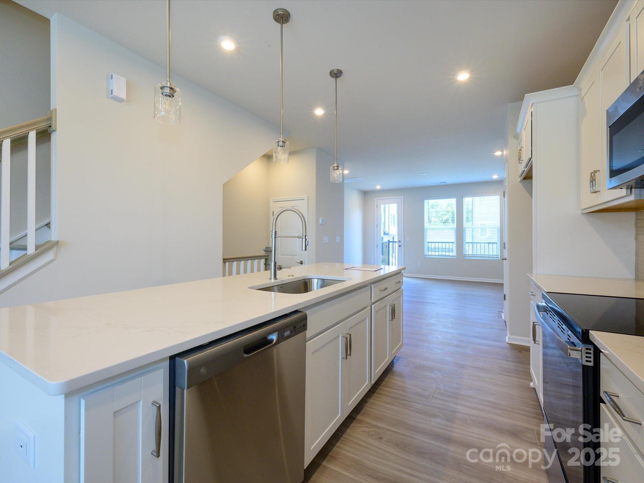 5640 Kingspan Drive — Charlotte