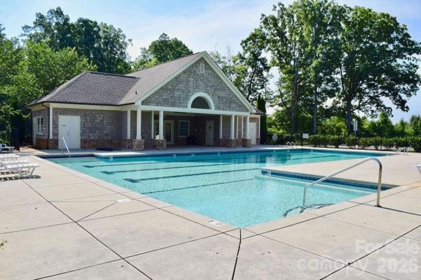 149 High Rock Court #02 — Statesville