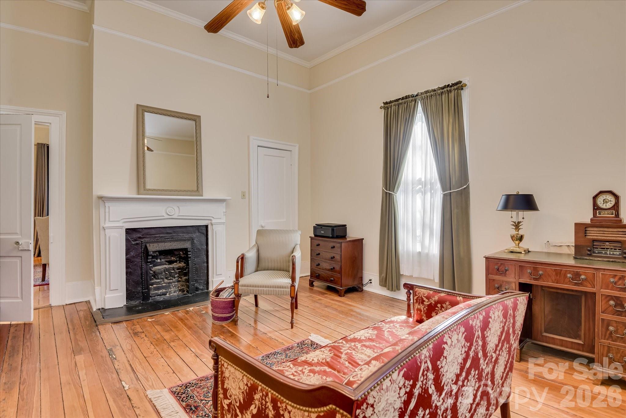 501 Buncombe Street — Edgefield