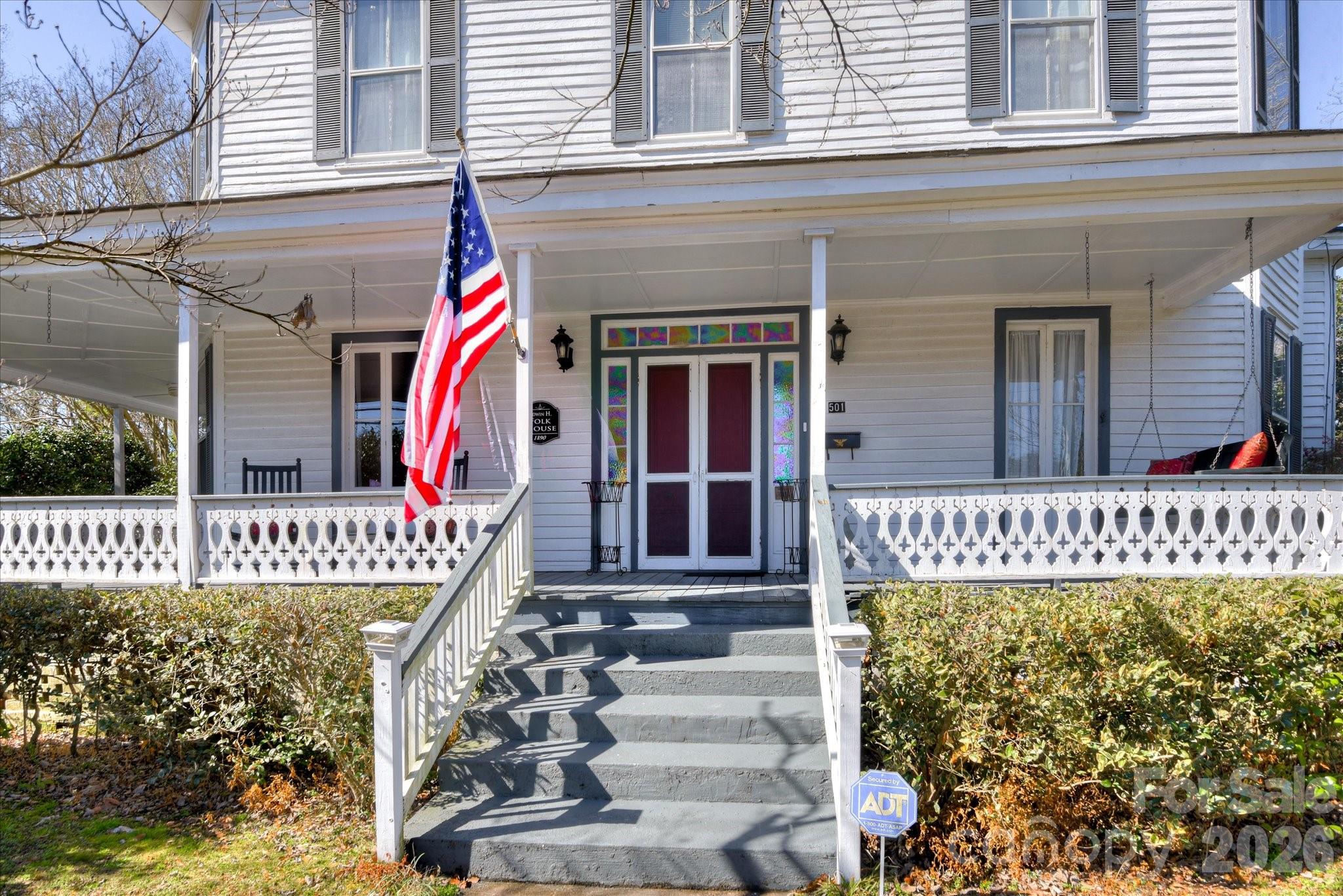501 Buncombe Street — Edgefield