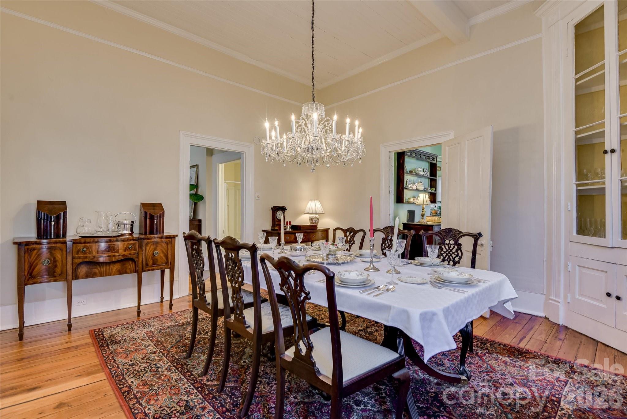 501 Buncombe Street — Edgefield