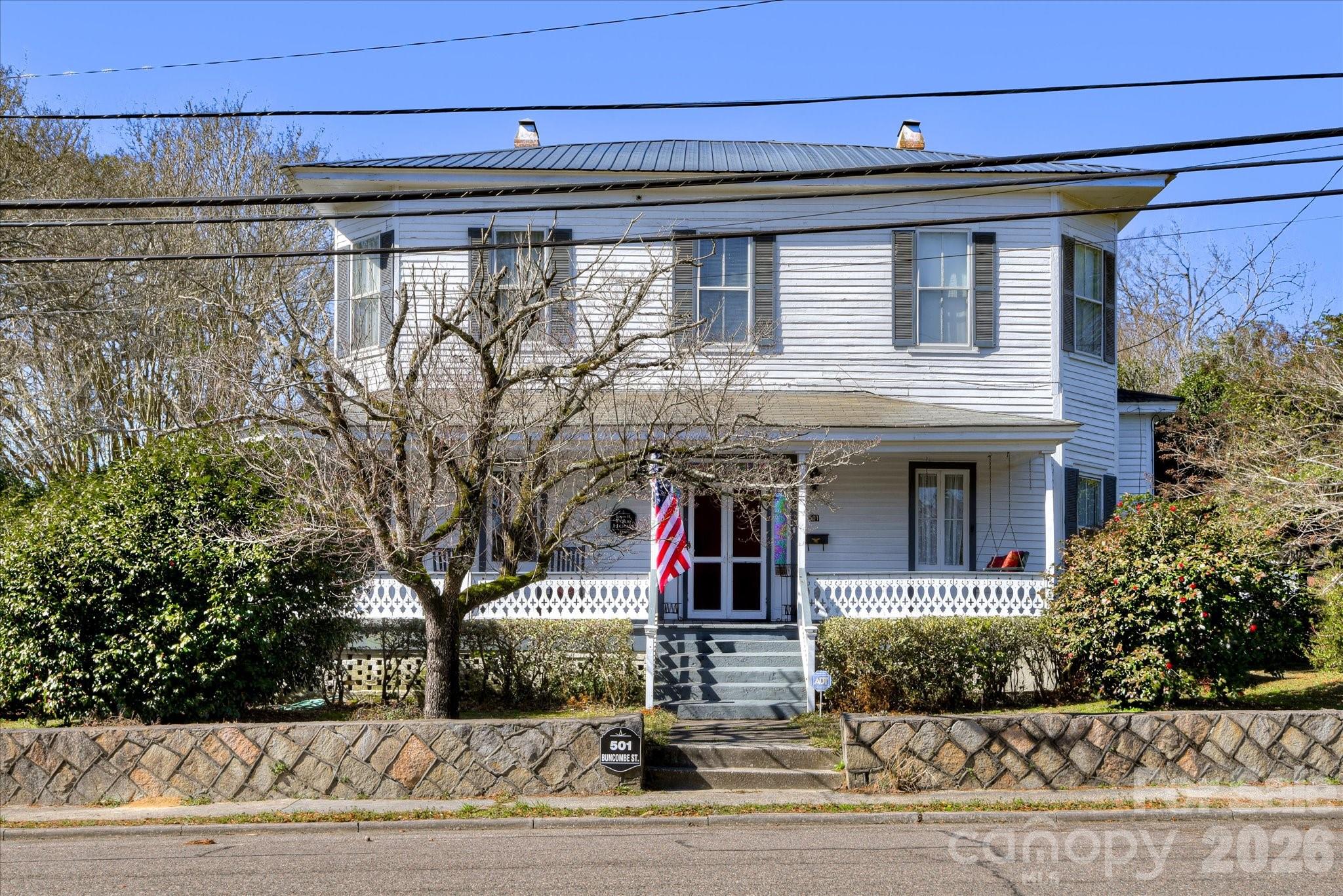 501 Buncombe Street — Edgefield
