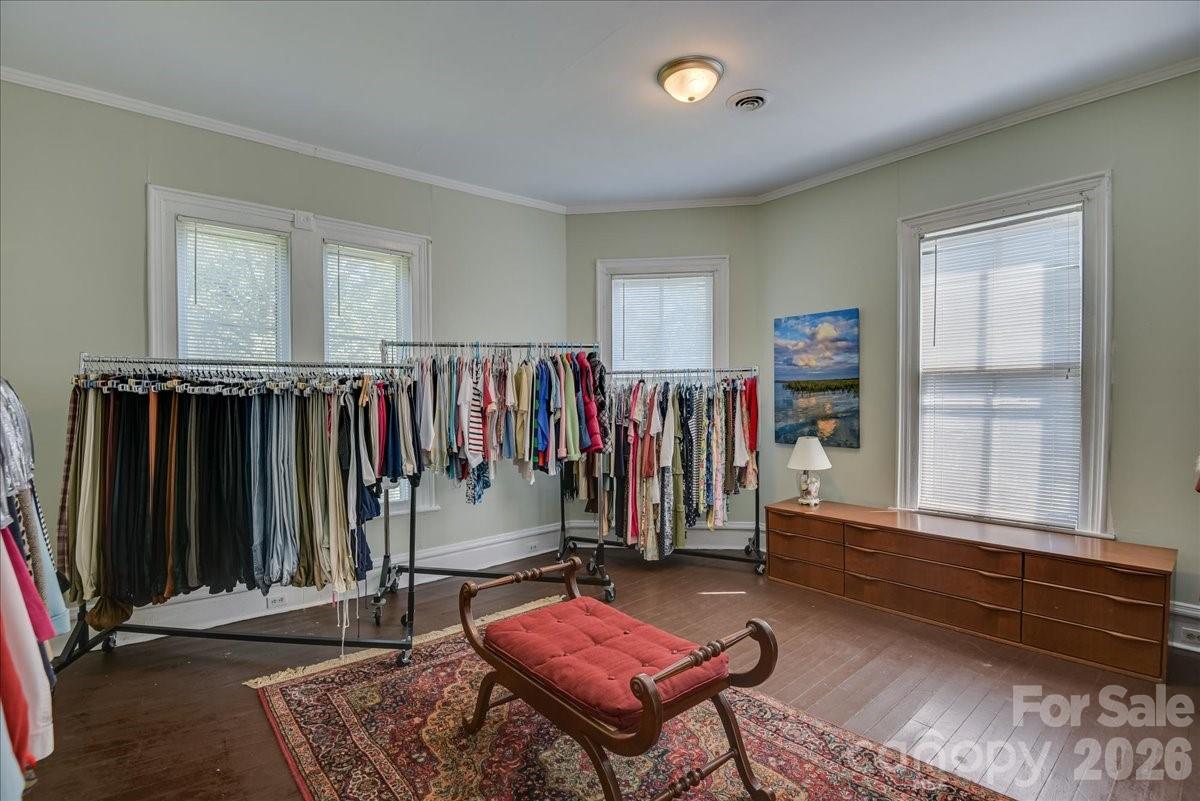 501 Buncombe Street — Edgefield
