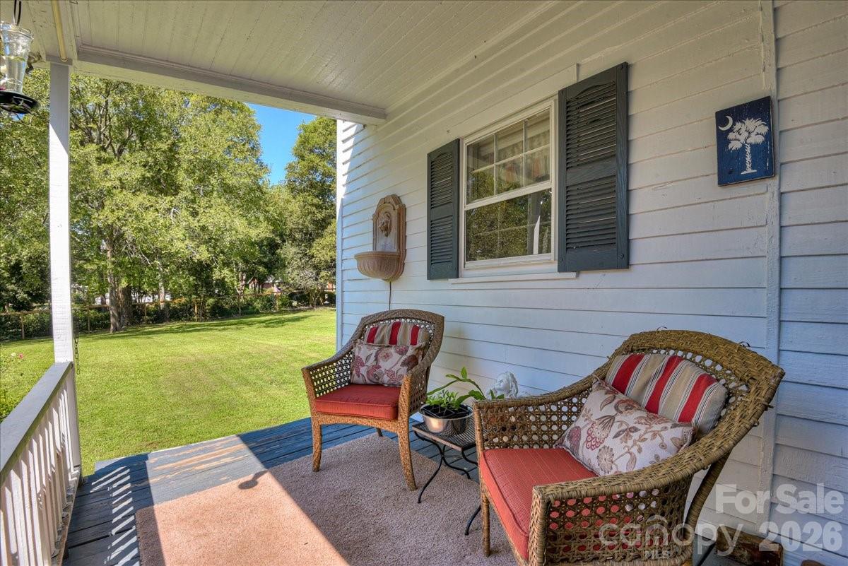 501 Buncombe Street — Edgefield