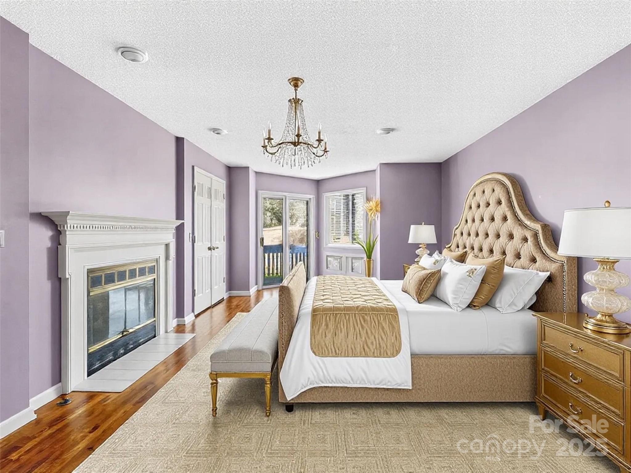 140 Overlook Drive — Flat Rock