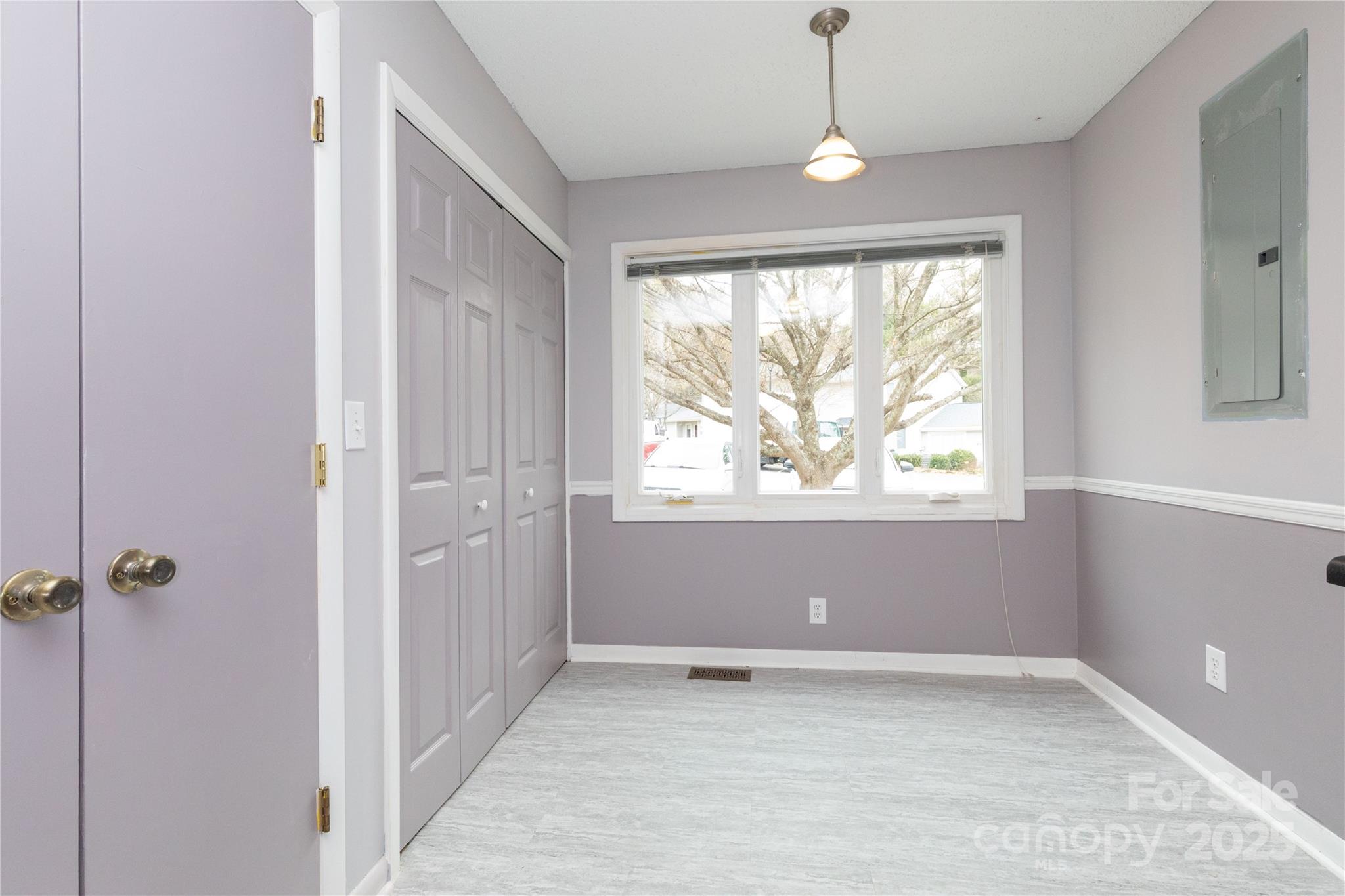 22 Hollybrook Drive — Asheville
