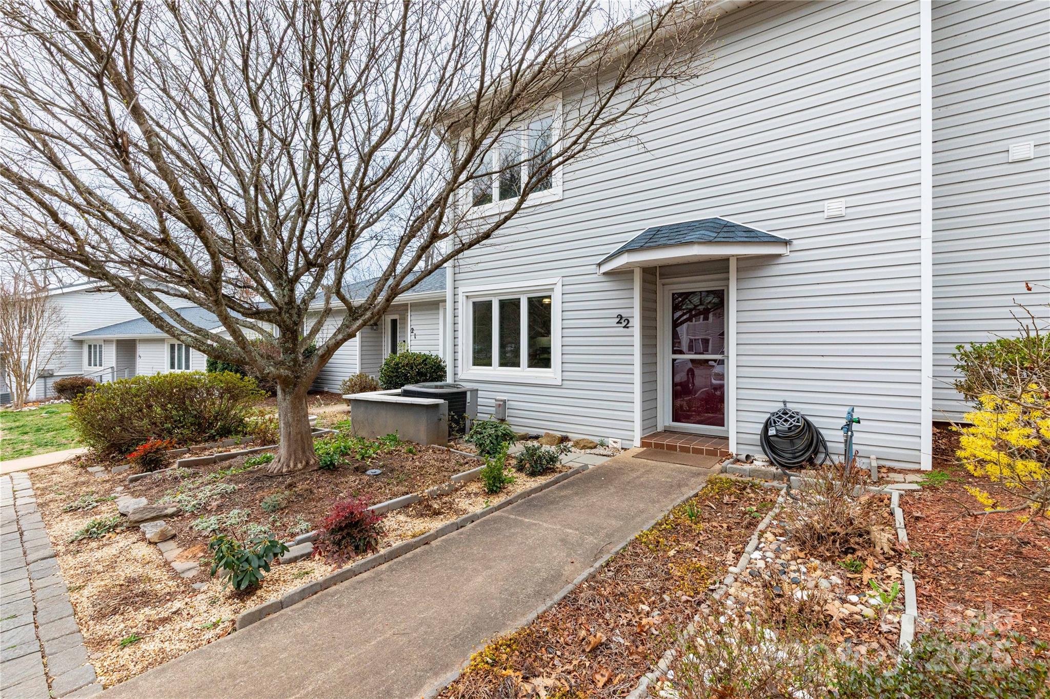 22 Hollybrook Drive — Asheville