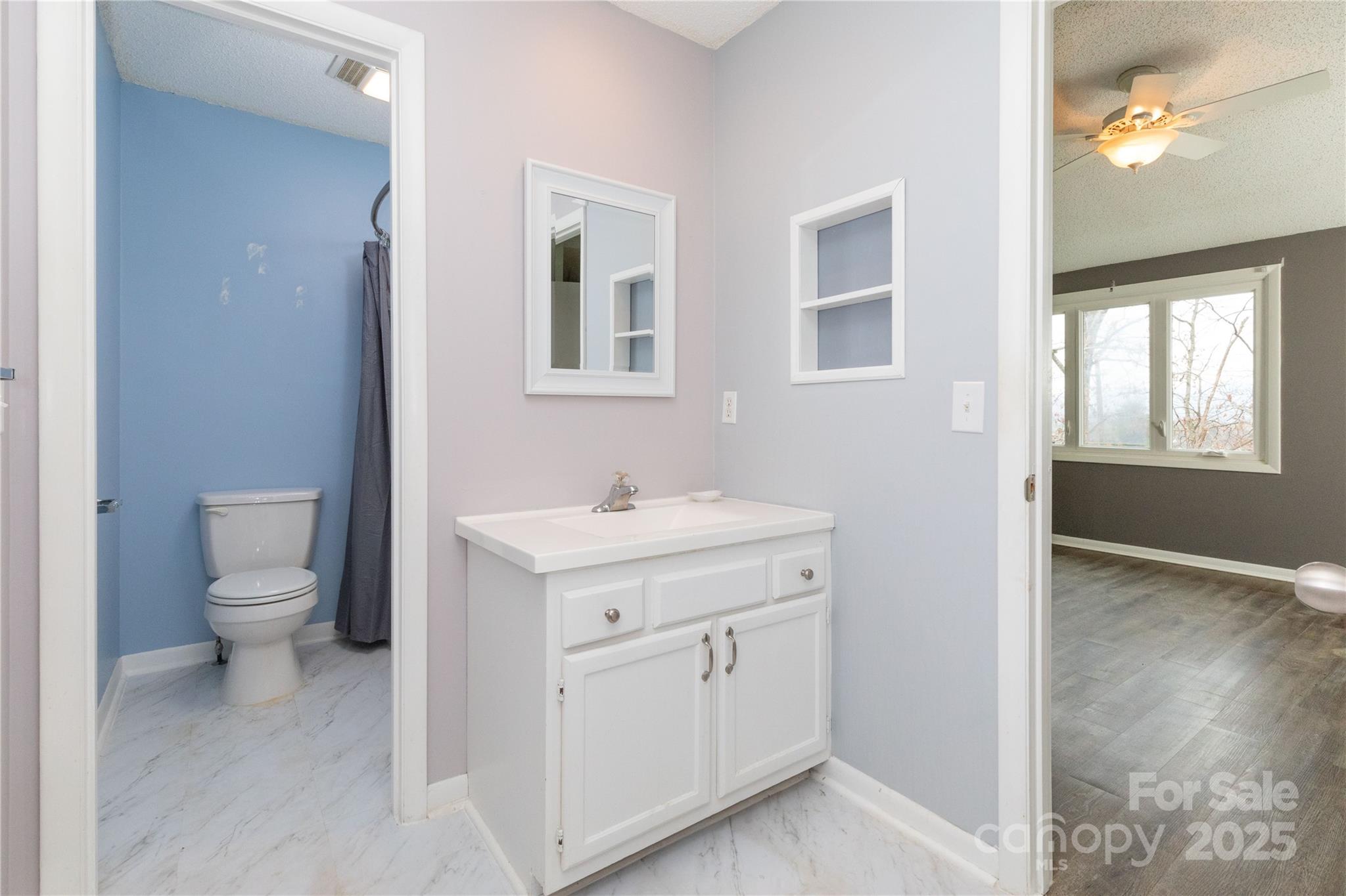 22 Hollybrook Drive — Asheville