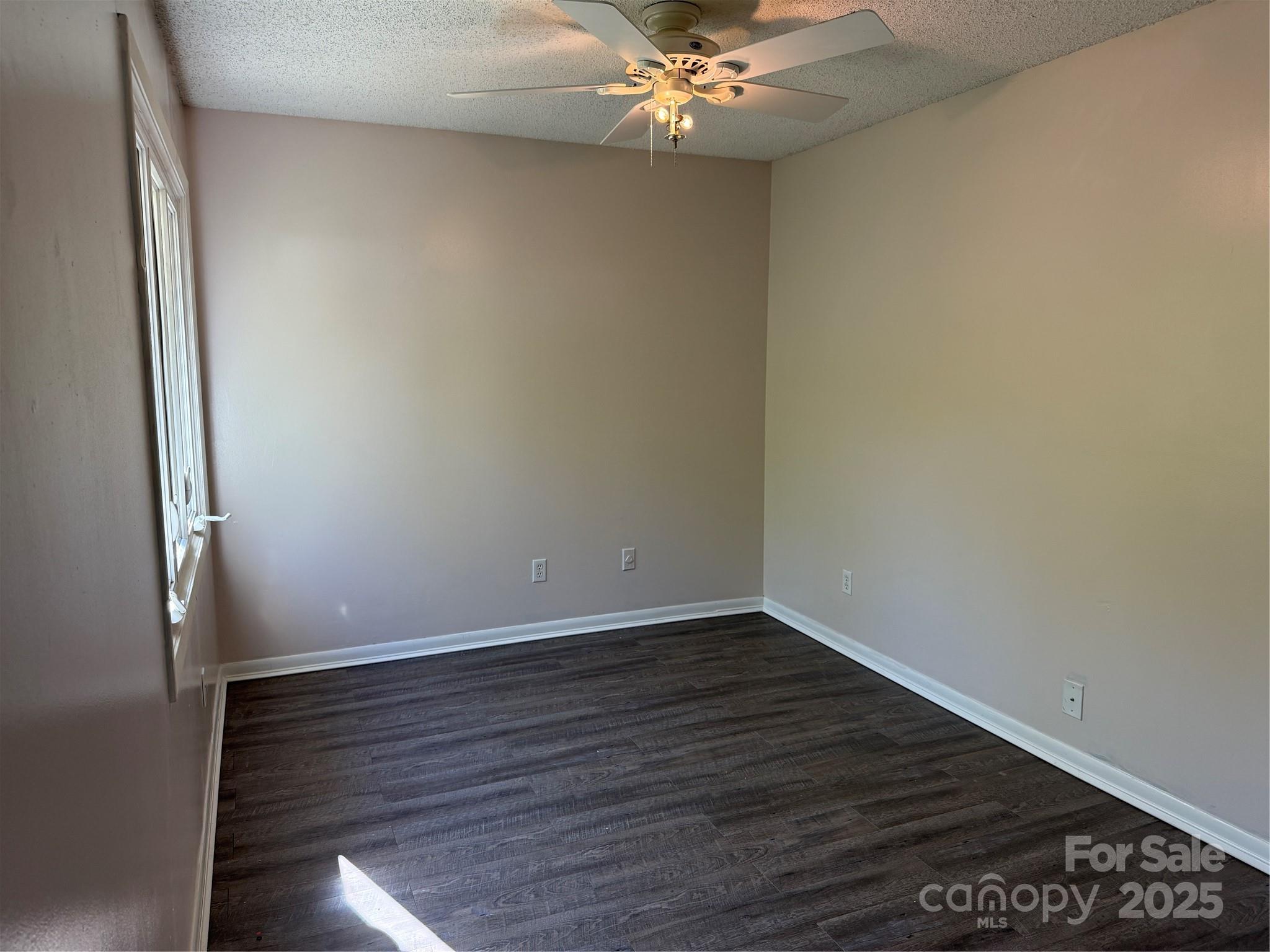 22 Hollybrook Drive — Asheville