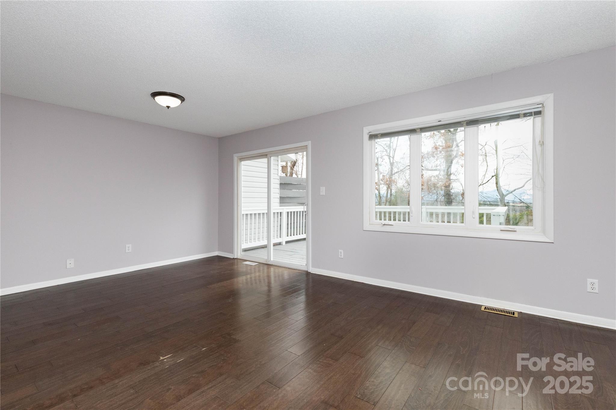 22 Hollybrook Drive — Asheville