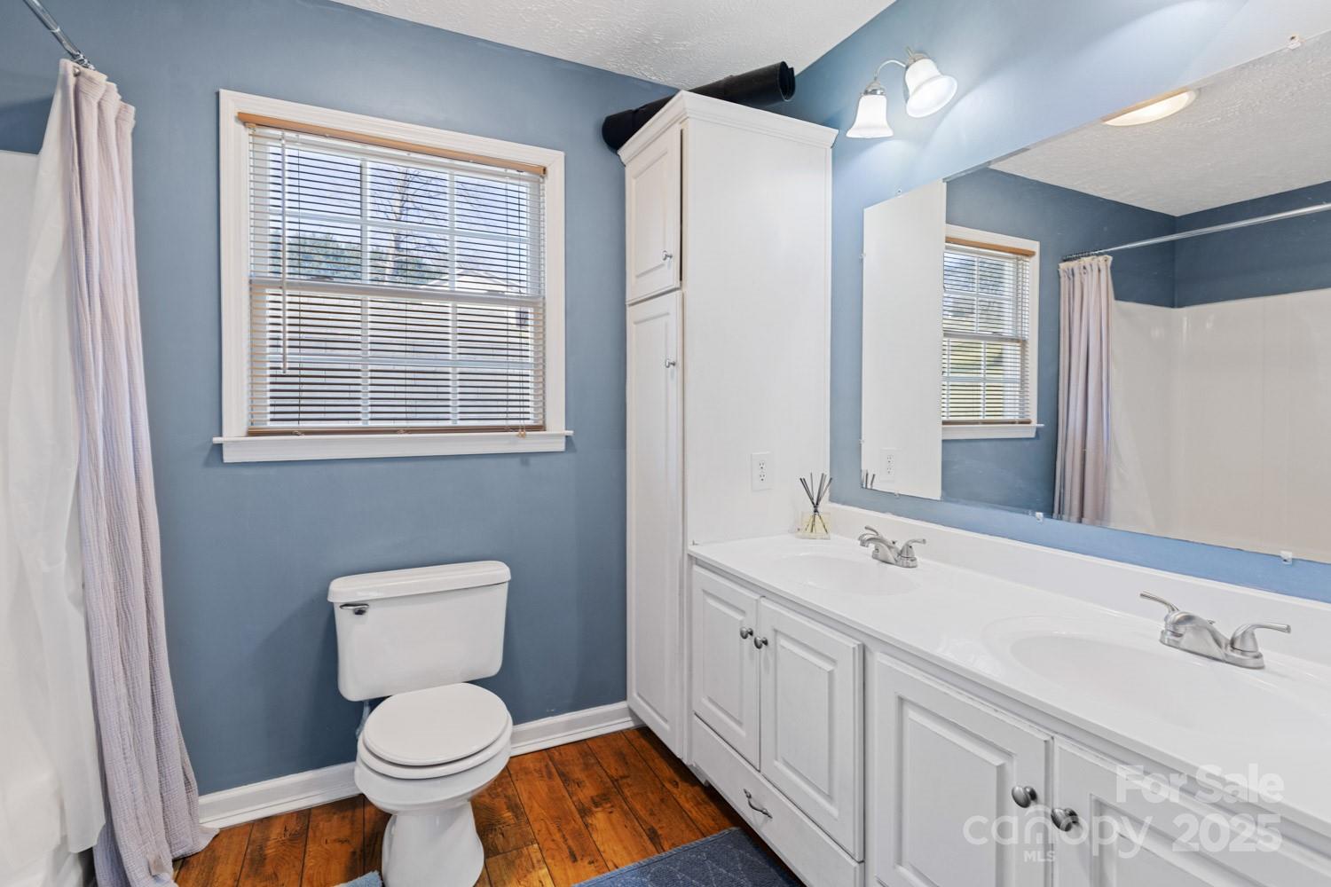 122 Ramsey Road — Asheville