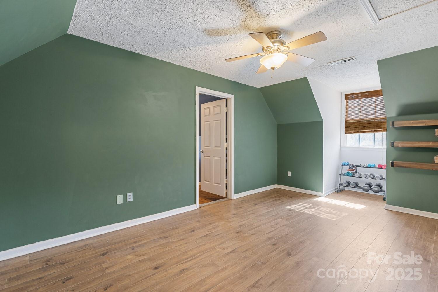 122 Ramsey Road — Asheville