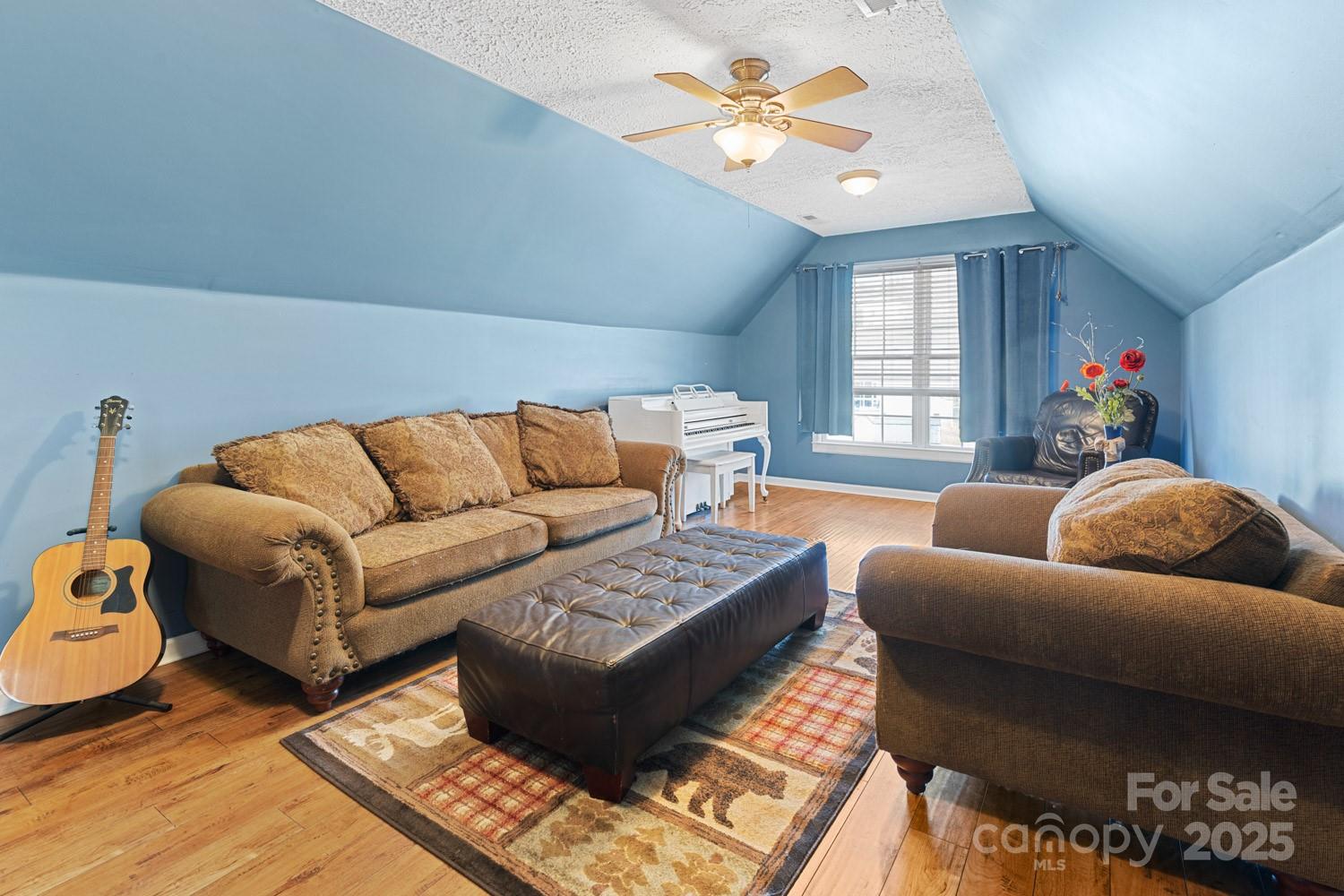 122 Ramsey Road — Asheville