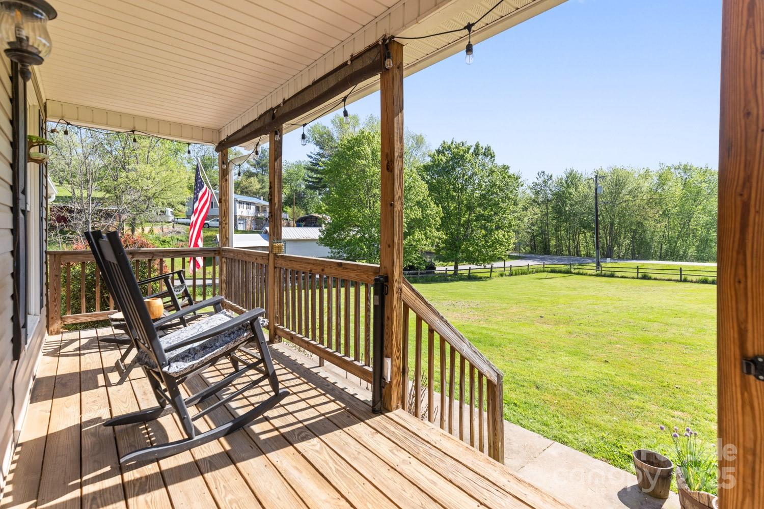 122 Ramsey Road — Asheville