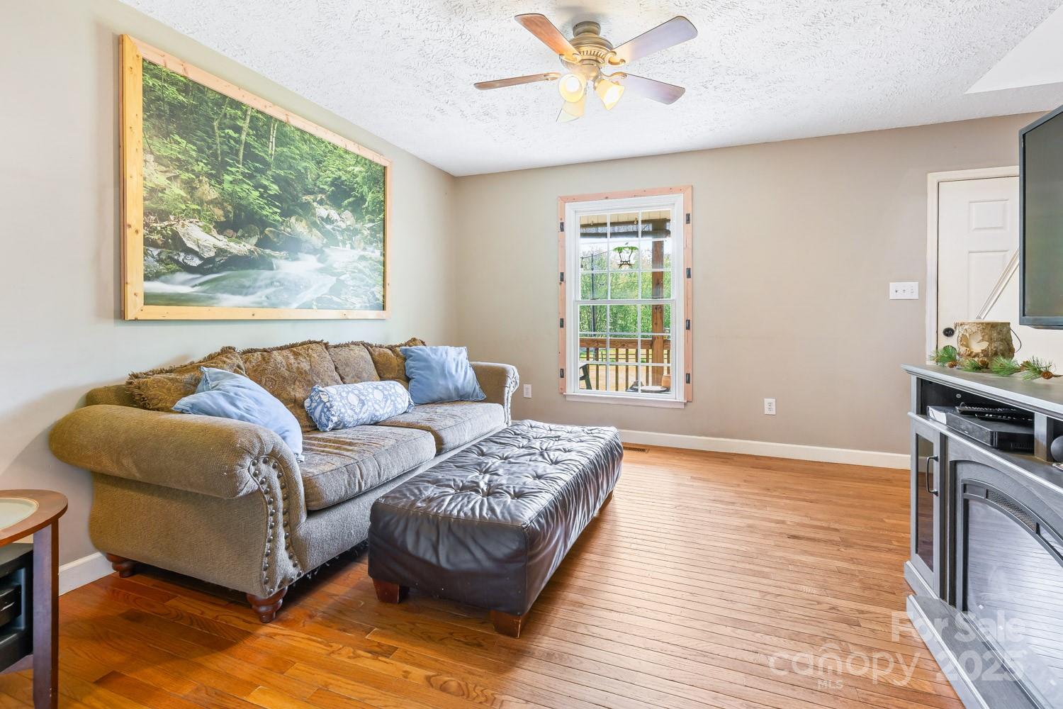 122 Ramsey Road — Asheville