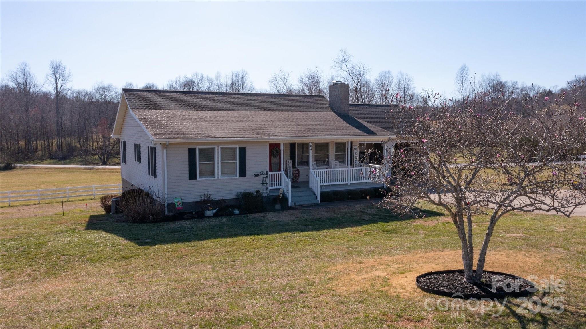 732 Crowe Dairy Road — Forest City