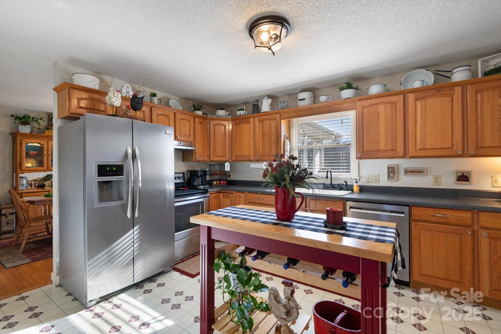 732 Crowe Dairy Road — Forest City