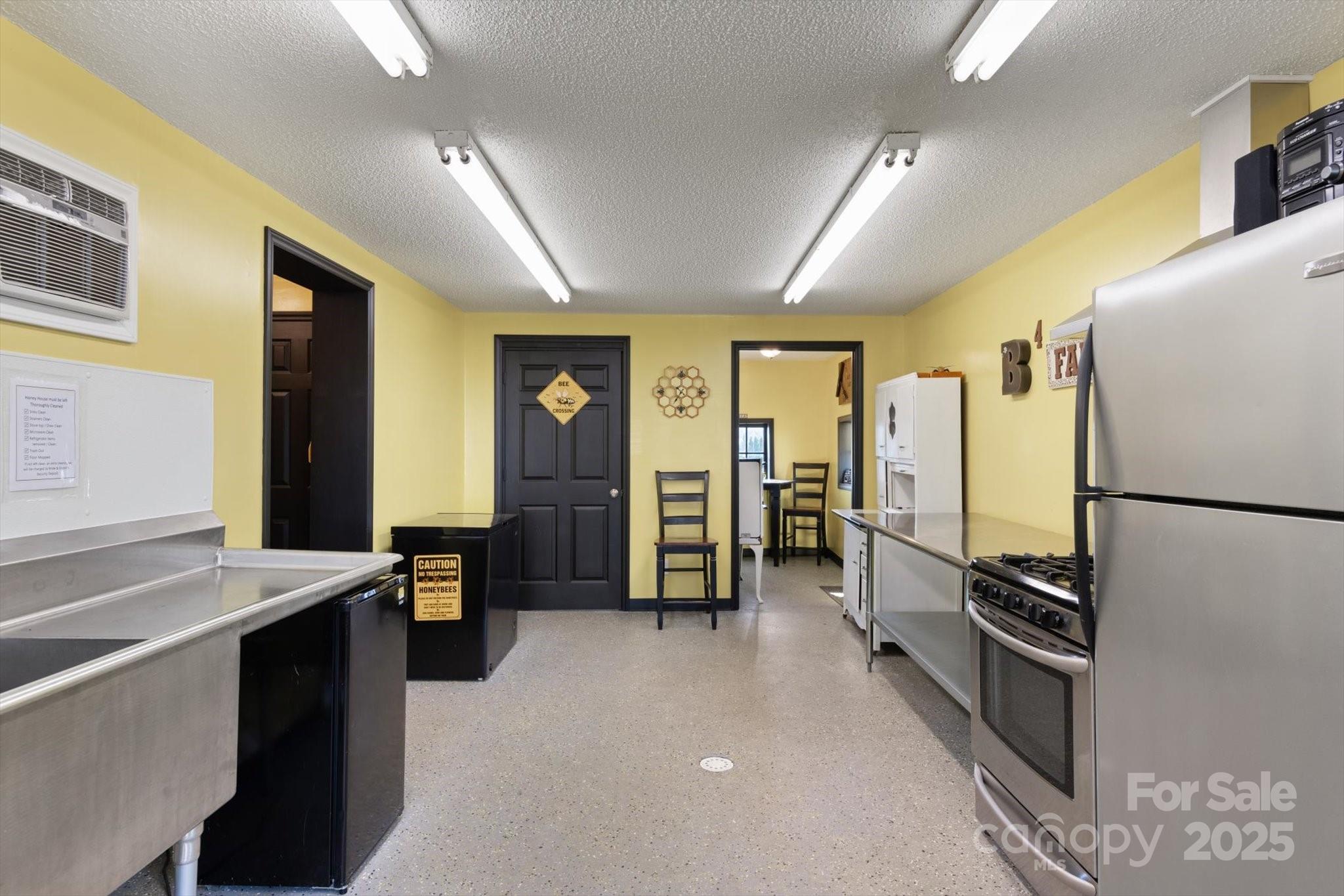 732 Crowe Dairy Road — Forest City