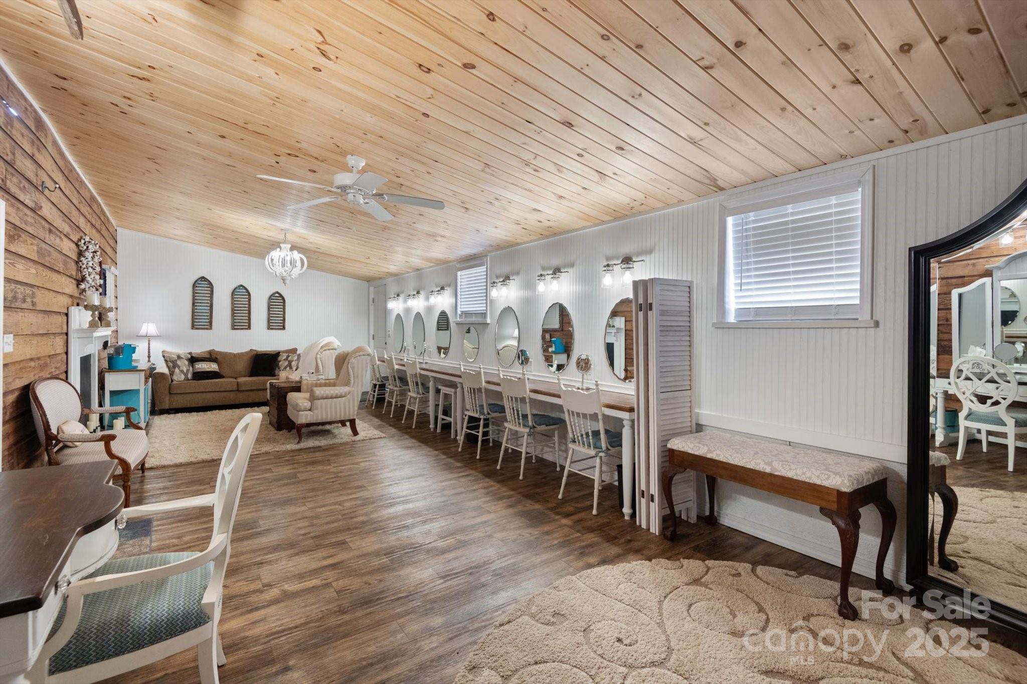 732 Crowe Dairy Road — Forest City