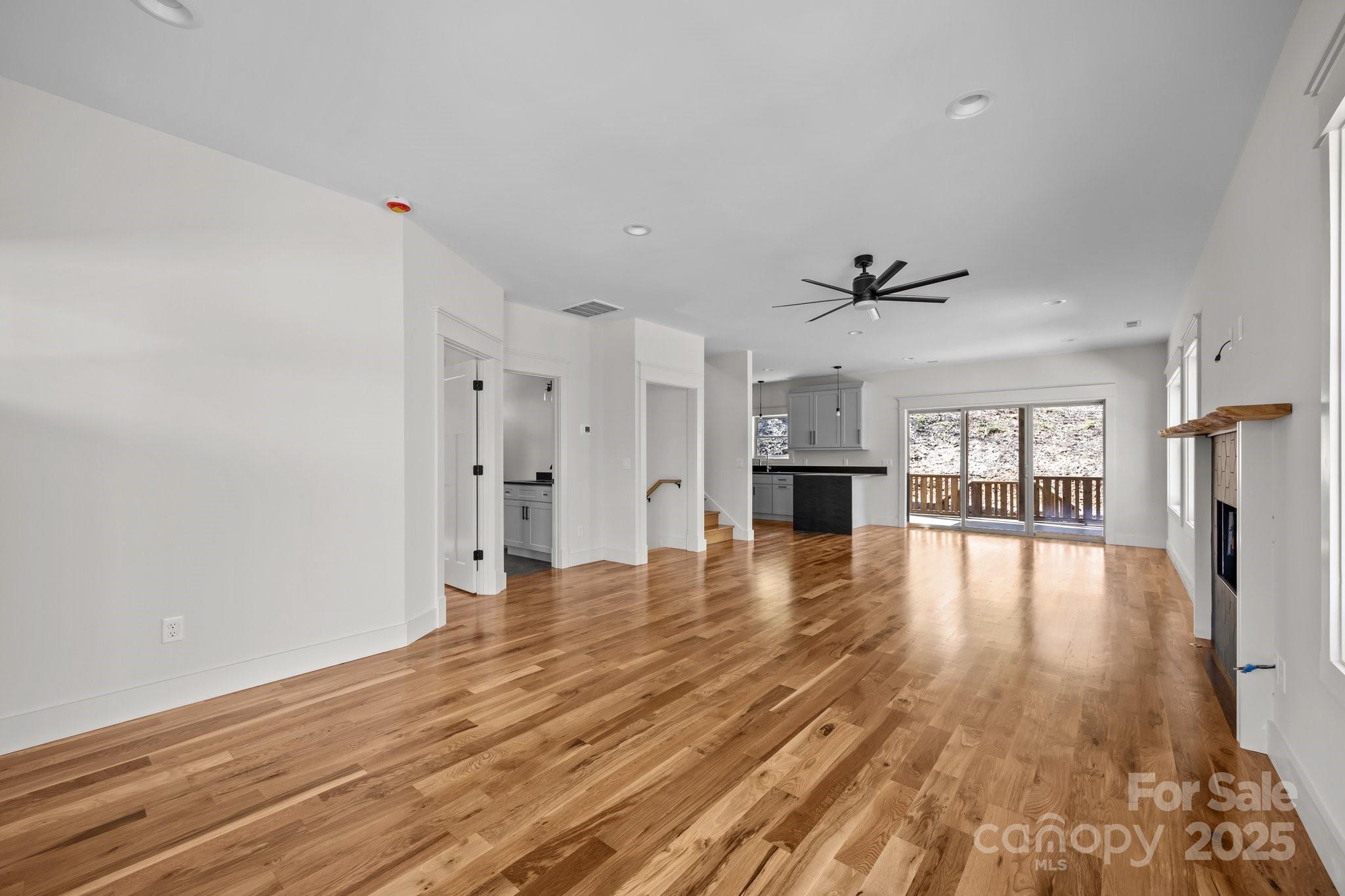 93 Glendale Avenue — Asheville