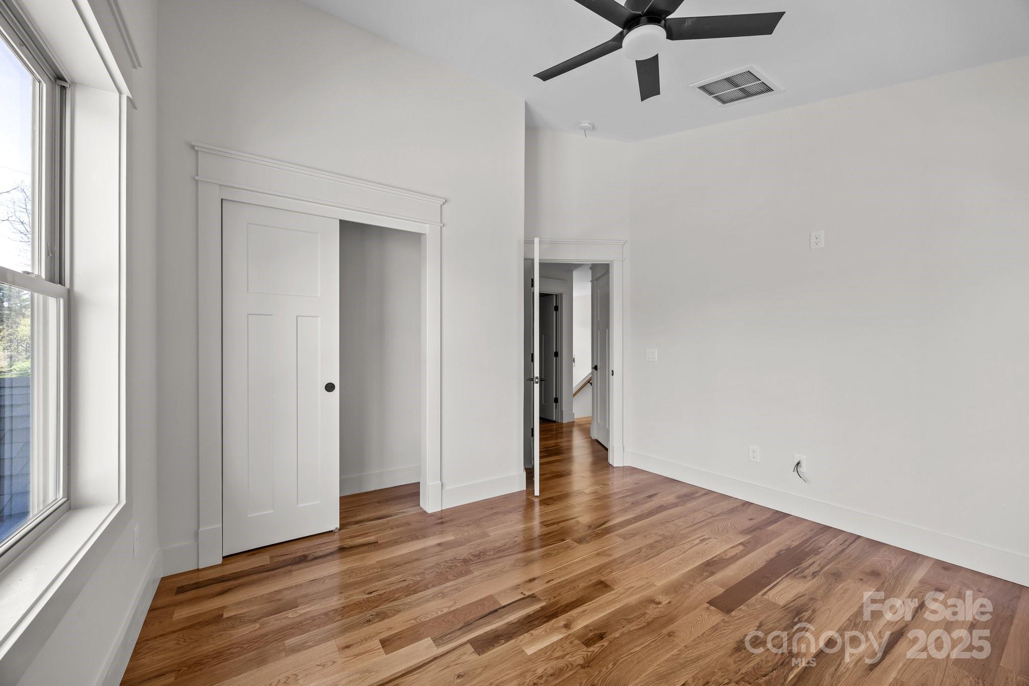 93 Glendale Avenue — Asheville
