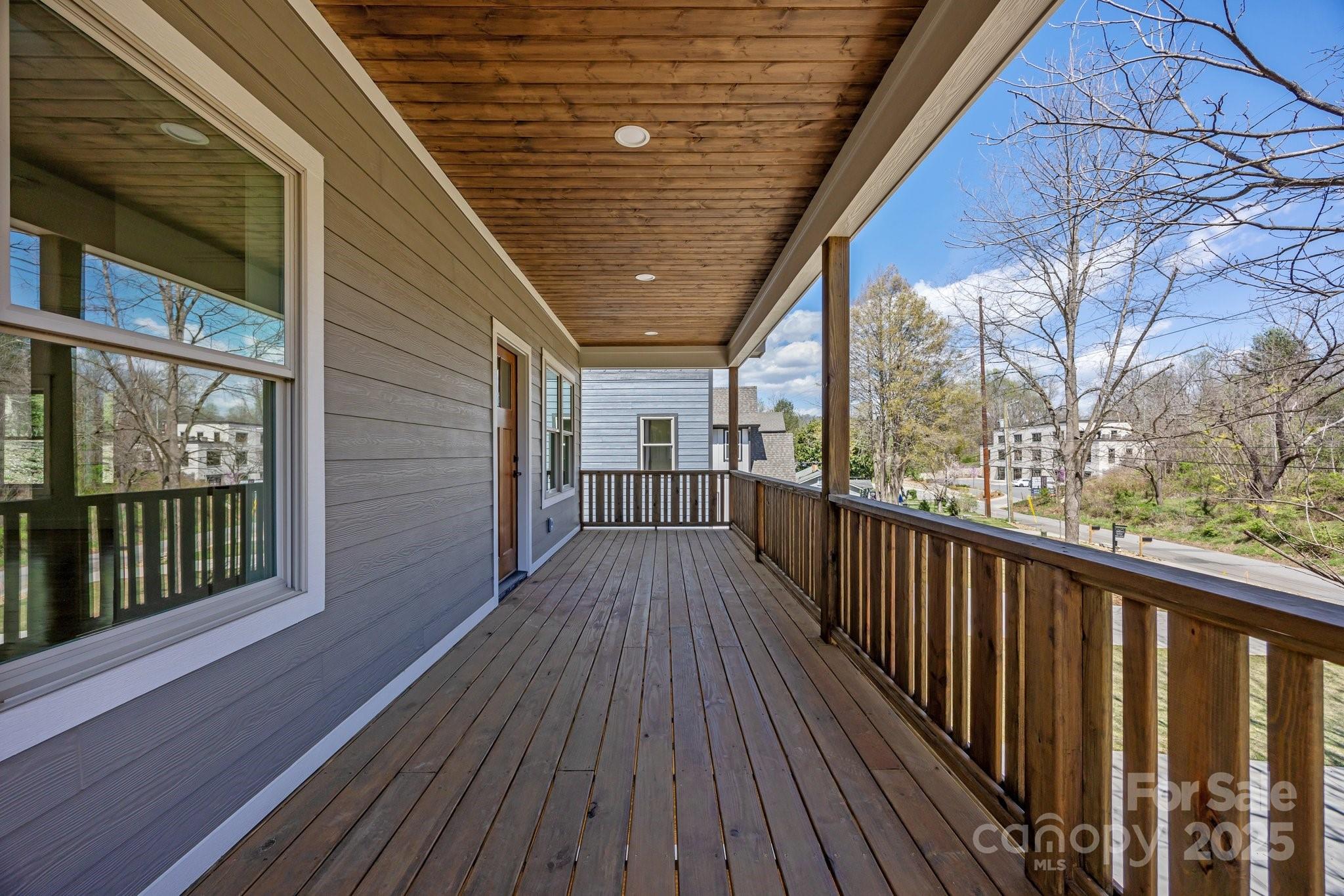 93 Glendale Avenue — Asheville