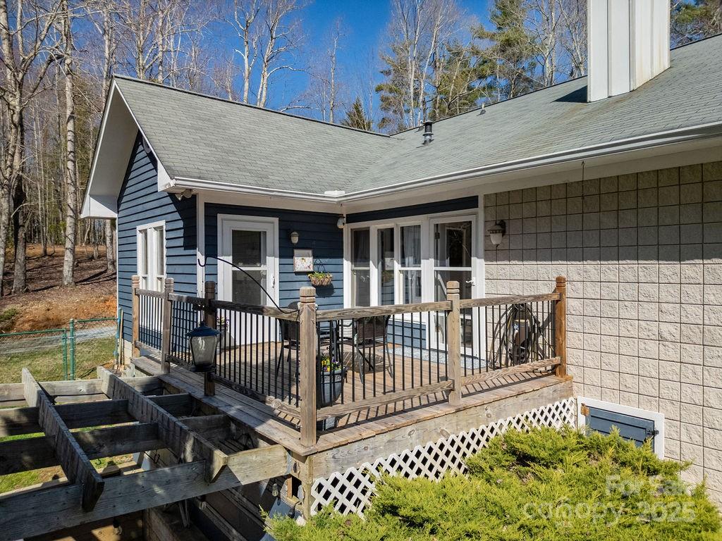 1881 Becky Mountain Road — Brevard