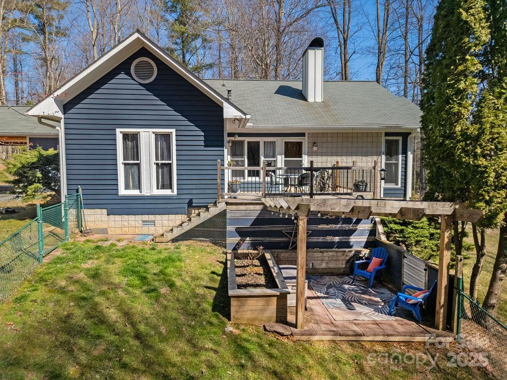1881 Becky Mountain Road — Brevard