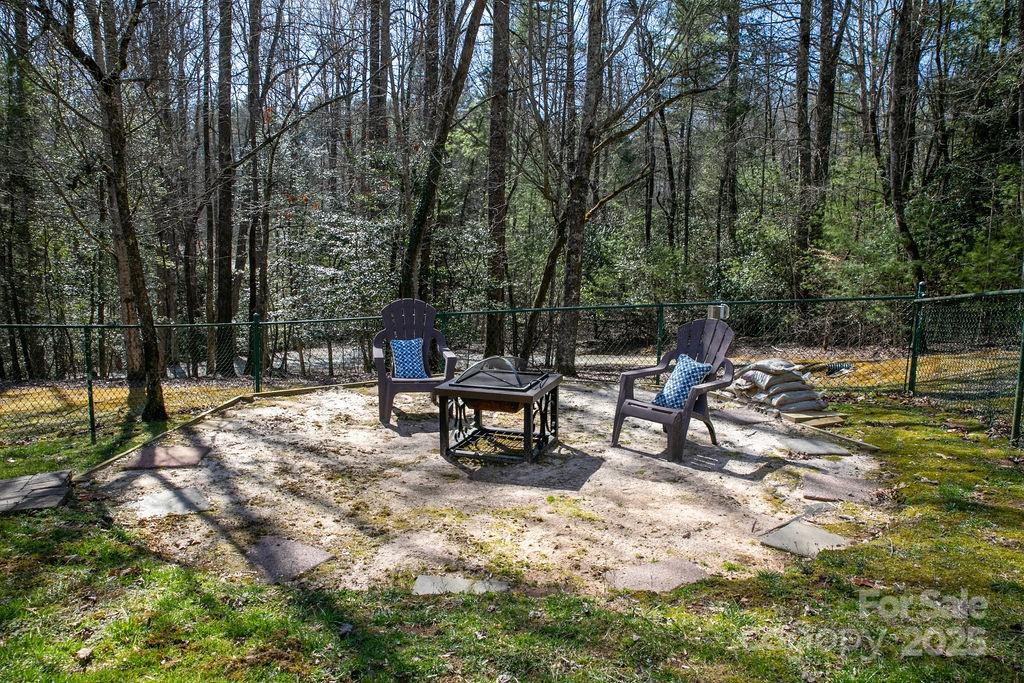 1881 Becky Mountain Road — Brevard