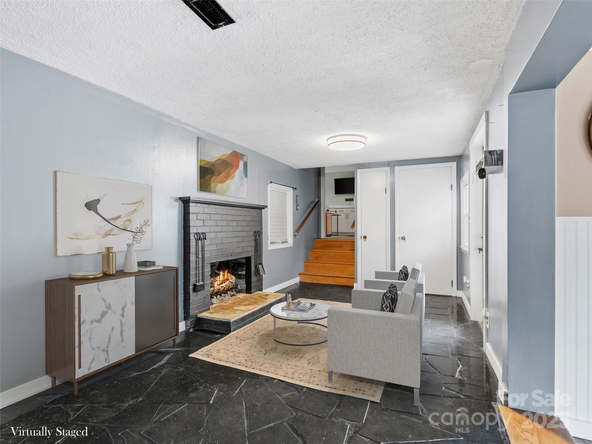 12982 US HWY 19W None — Burnsville